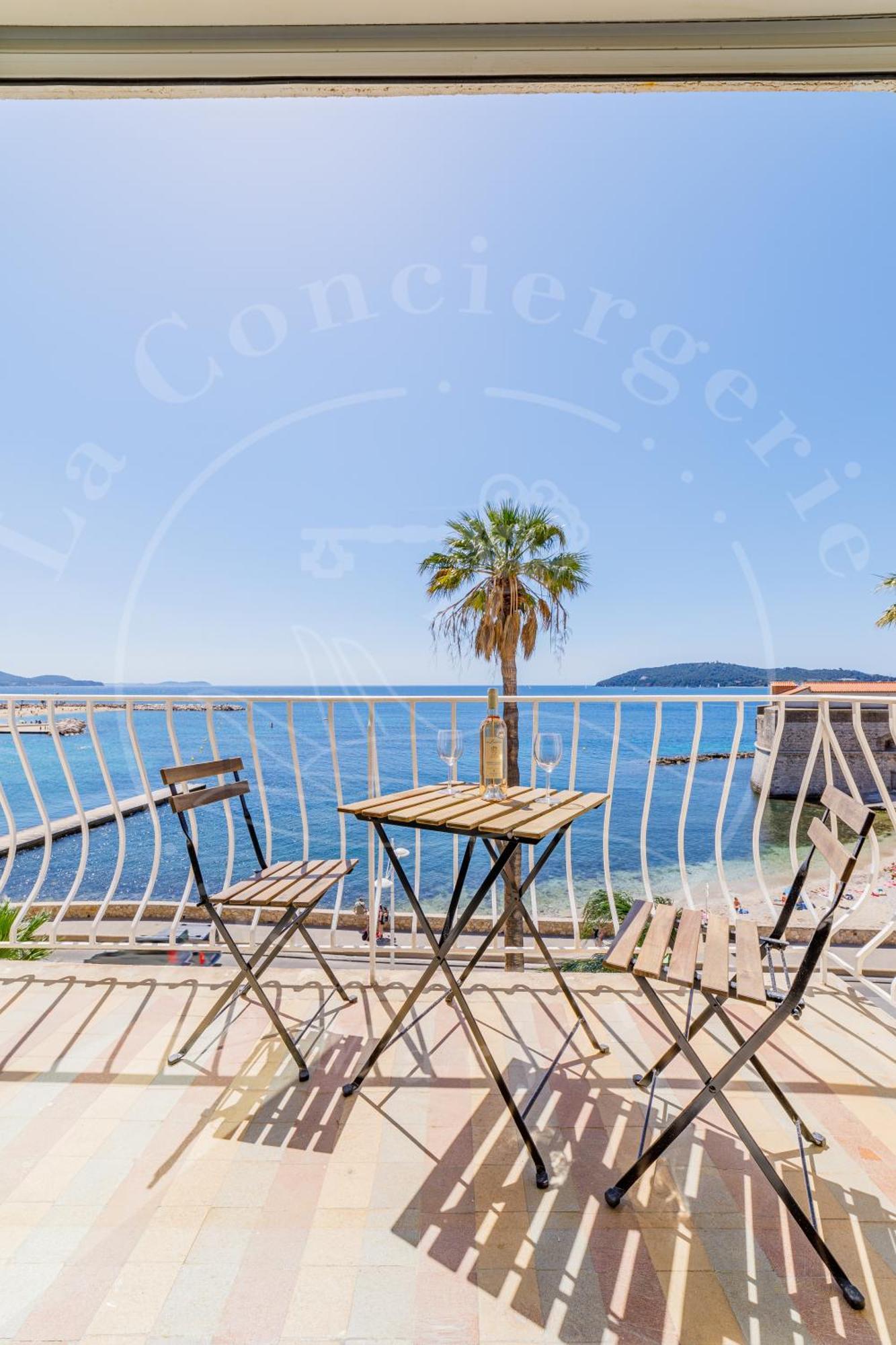 Elegance Cotiere - Vue Imprenable, Plage A 5 Min Toulon Exterior photo