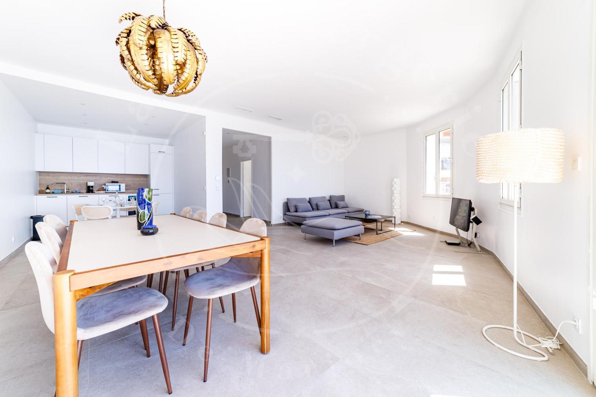 Elegance Cotiere - Vue Imprenable, Plage A 5 Min Toulon Exterior photo